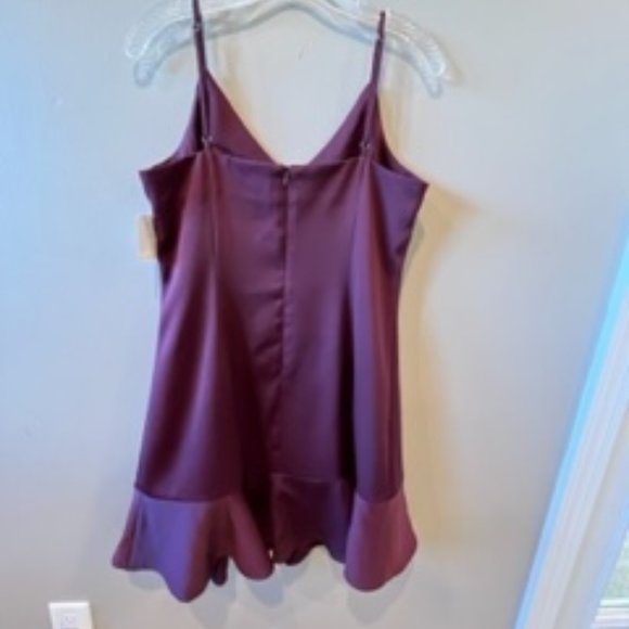 (NWT) CHELSEA28 RUFFLE SLIP MINI DRESS SZ. M - Picture 4 of 12